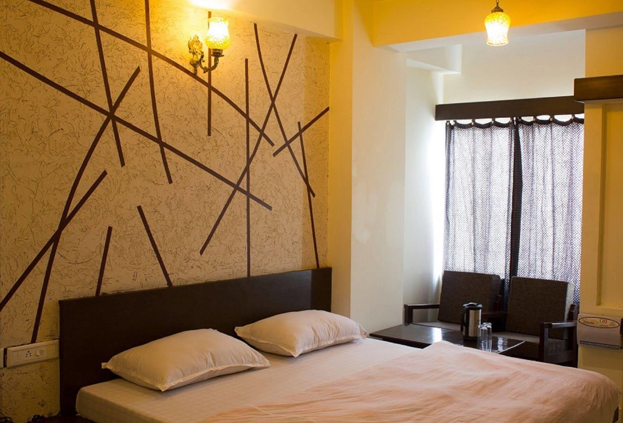 Hotel Holiday Home Dzsaipur Kültér fotó